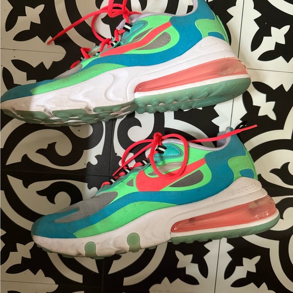 Air Max 270 React 'Electro Green
Lagoon' - Picture 2 of 3